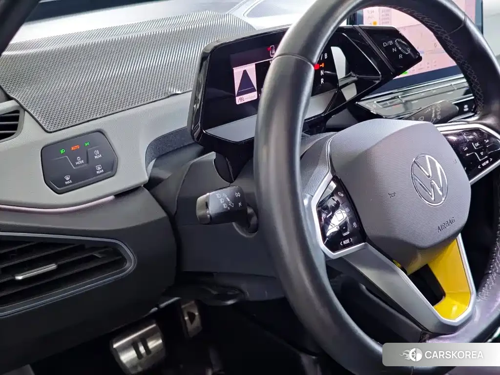 Volkswagen ID.3 2023 Белый из Китая
