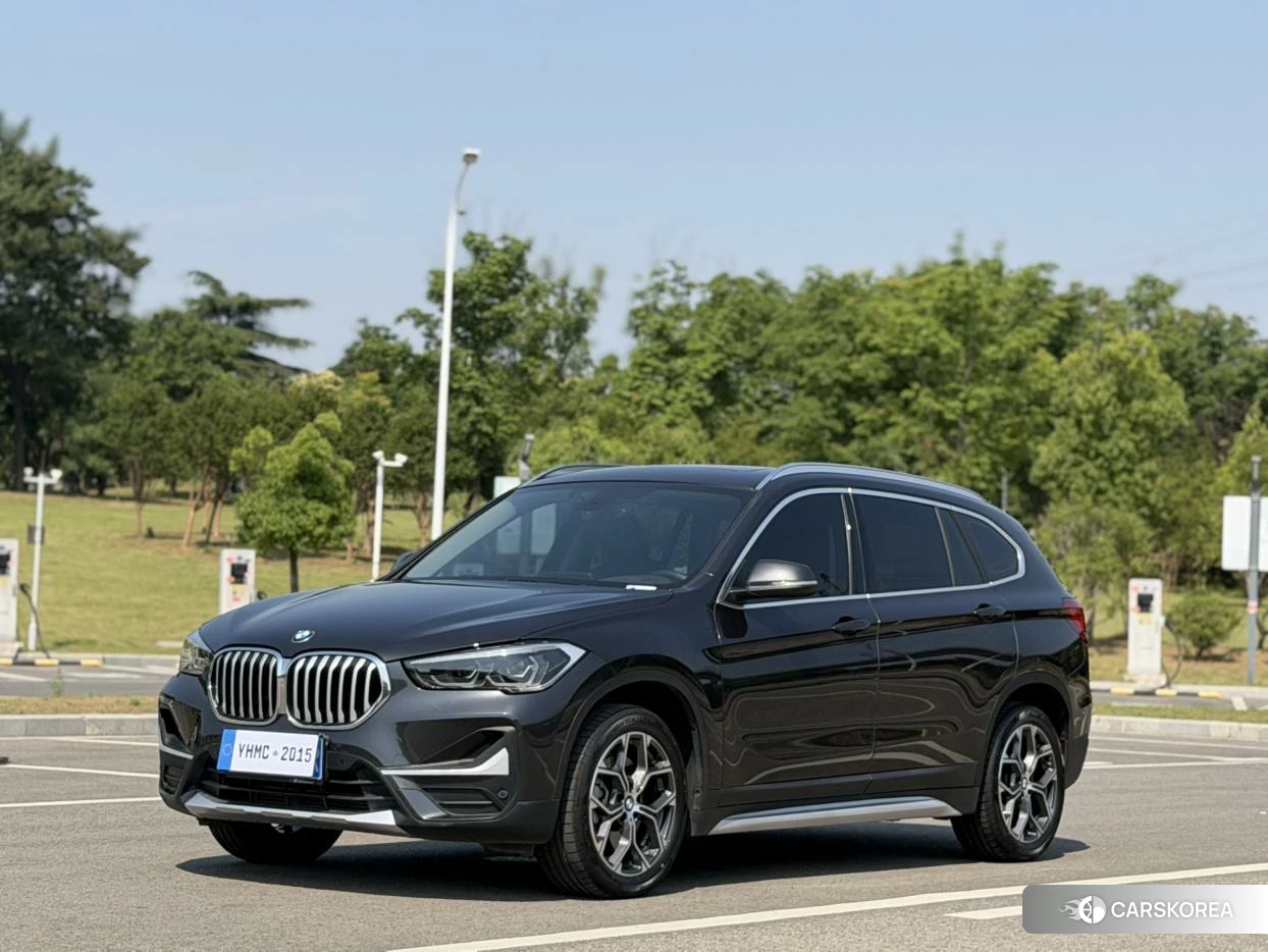 BMW X1 2021 Черный из Китая
