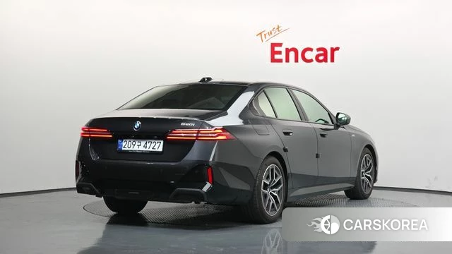 BMW 5 Series (G60) 2025 Серый из Кореи