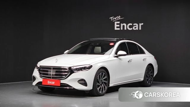 Mercedes-Benz E-Class W214 2026 Белый из Кореи