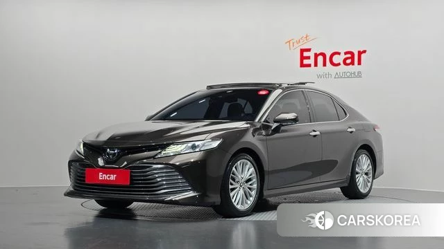Toyota Camry (XV70) 2019 Коричневый из Кореи