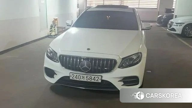 Mercedes-Benz E-Class W213 2020 Белый из Кореи