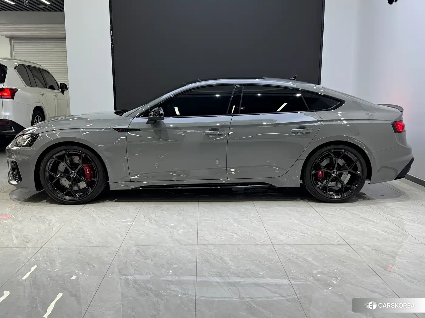 Audi RS 5 2026 Silver/gray из Китая