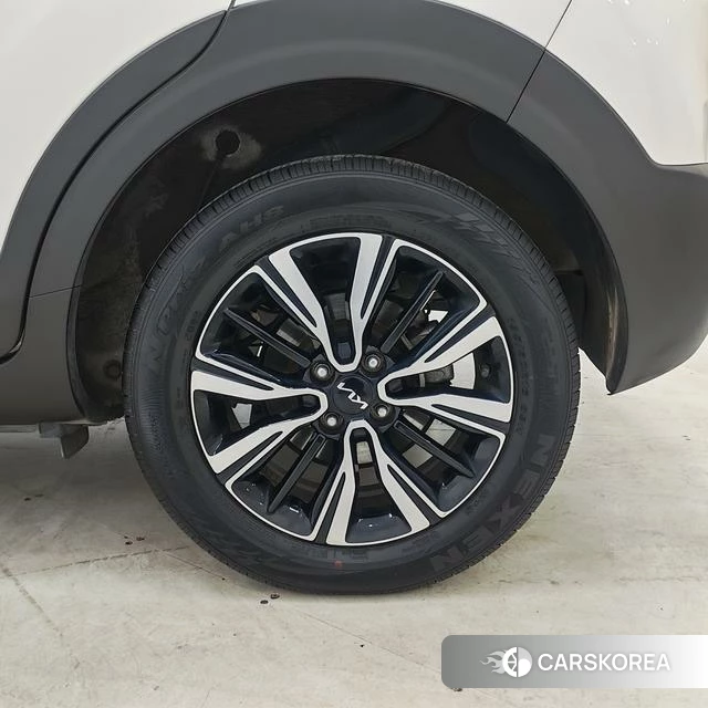Kia Yi Ran 2021 Белый из Китая