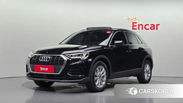 Audi Q3 (F3) 2023 Черный из Кореи
