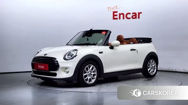 Mini Cooper Convertible 2019 Белый из Кореи