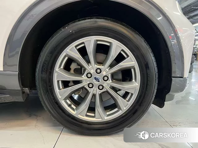Ford Explorer 2021 Белый из Китая