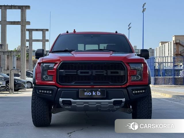 Ford F-150 Raptor 2021 Красный из Китая
