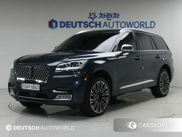 Lincoln Aviator 2nd generation 2021 Темно-зеленый из Кореи