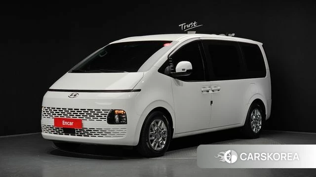 Hyundai Staria 2023 Белый из Кореи