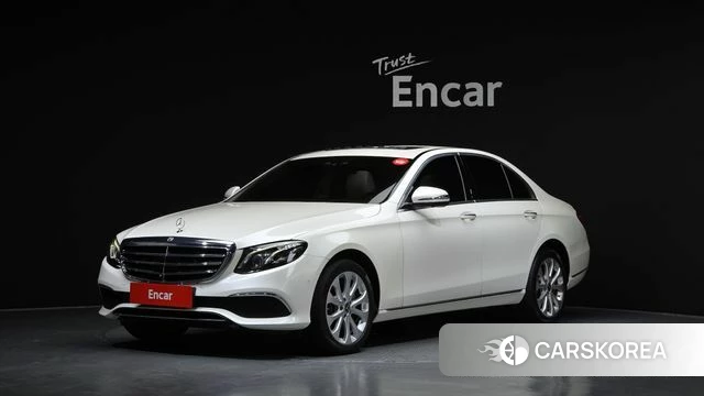 Mercedes-Benz E-Class W213 2020 Белый из Кореи
