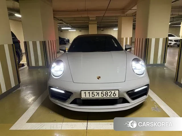 Porsche 911(992) 2020 Жемчужный цвет из Кореи