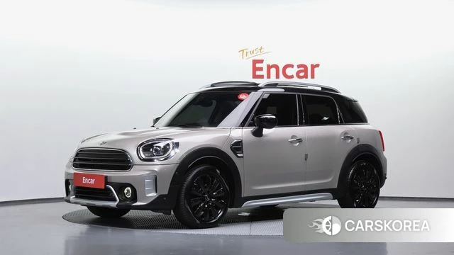 Mini Cooper Countryman 2024 Песочный из Кореи