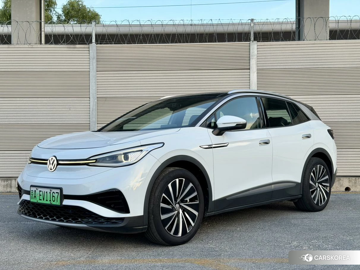 Volkswagen ID.4 X 2021 Белый из Китая