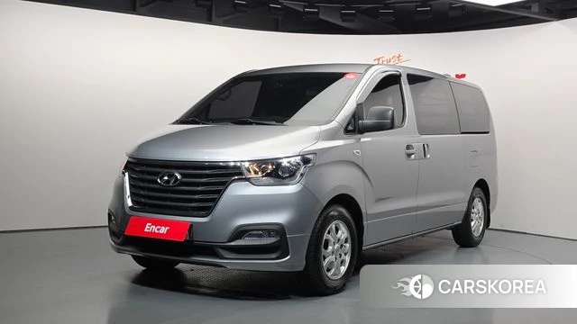 Hyundai The New Grand Starex 2018 Серебристо-серый из Кореи