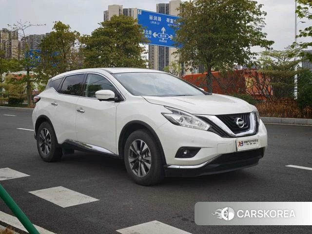 Nissan Loulan 2023 Белый из Китая