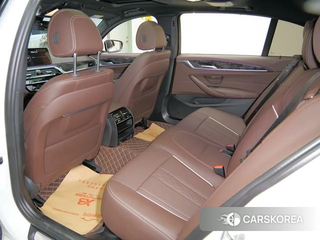 BMW 5 series 2022 Белый из Китая