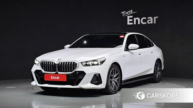 BMW 5 Series (G60) 2025 Белый из Кореи