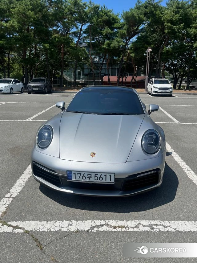 Porsche 911(992) 2020 Серебряный из Кореи