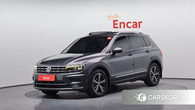 Volkswagen Tiguan second Generation 2020 Серый из Кореи