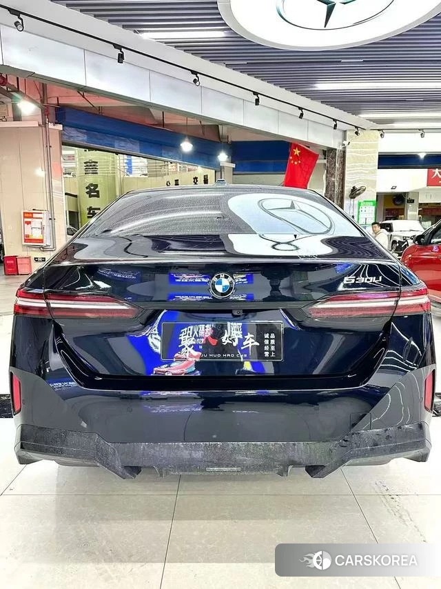 BMW 5 series 2025 Черный из Китая