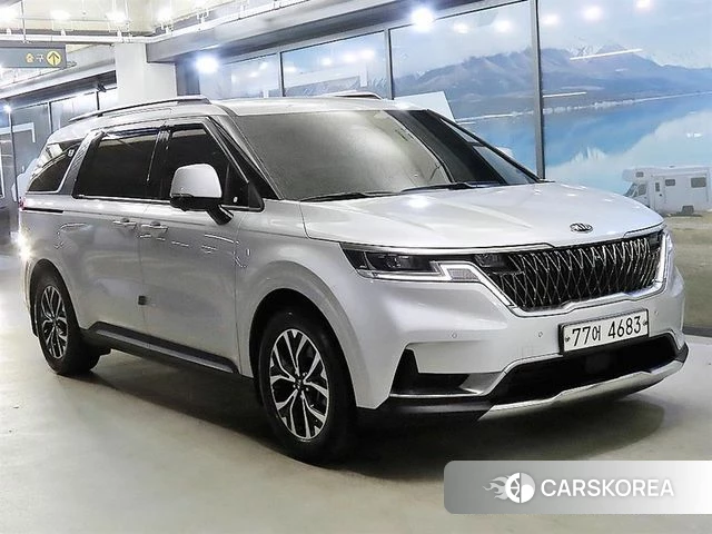 Kia Carnival 4th generation 2021 Серебряный из Кореи