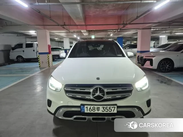 Mercedes-Benz GLC-Class X253 2021 Белый из Кореи