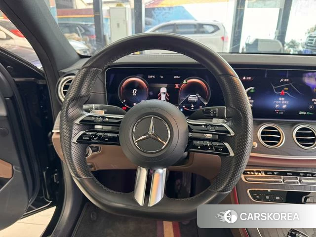Mercedes-Benz E-class 2021 Черный из Китая