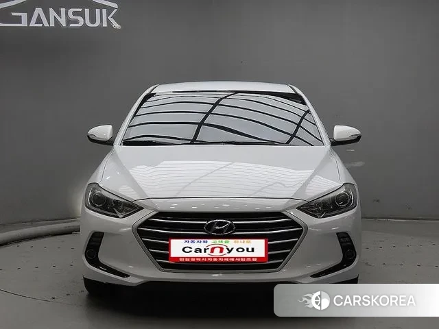 Hyundai Avante AD 2018 Белый из Кореи