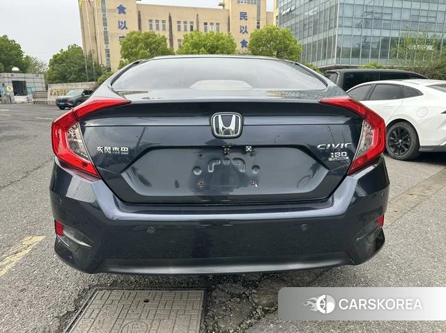Honda Civic 2018 Темно-серый из Китая