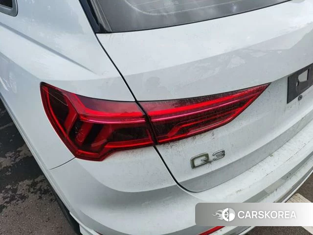 Audi Q3 2022 Белый из Китая