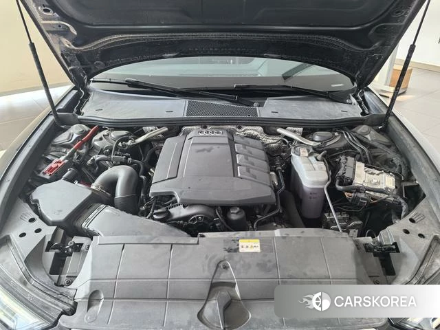 Audi A6L 2023 Черный из Китая