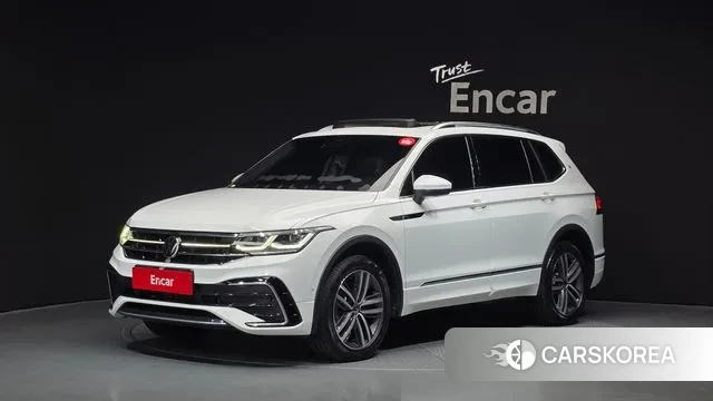 Volkswagen Tiguan Allspace 2023 Белый из Кореи