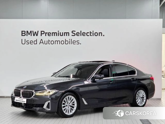 BMW 5 Series (G30) 2022 Серый из Кореи