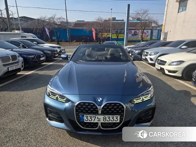 BMW 4 Series (G22) 2021 Небесно-голубой из Кореи