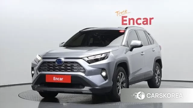 Toyota RAV4 5th Generation 2023 Серебряный из Кореи