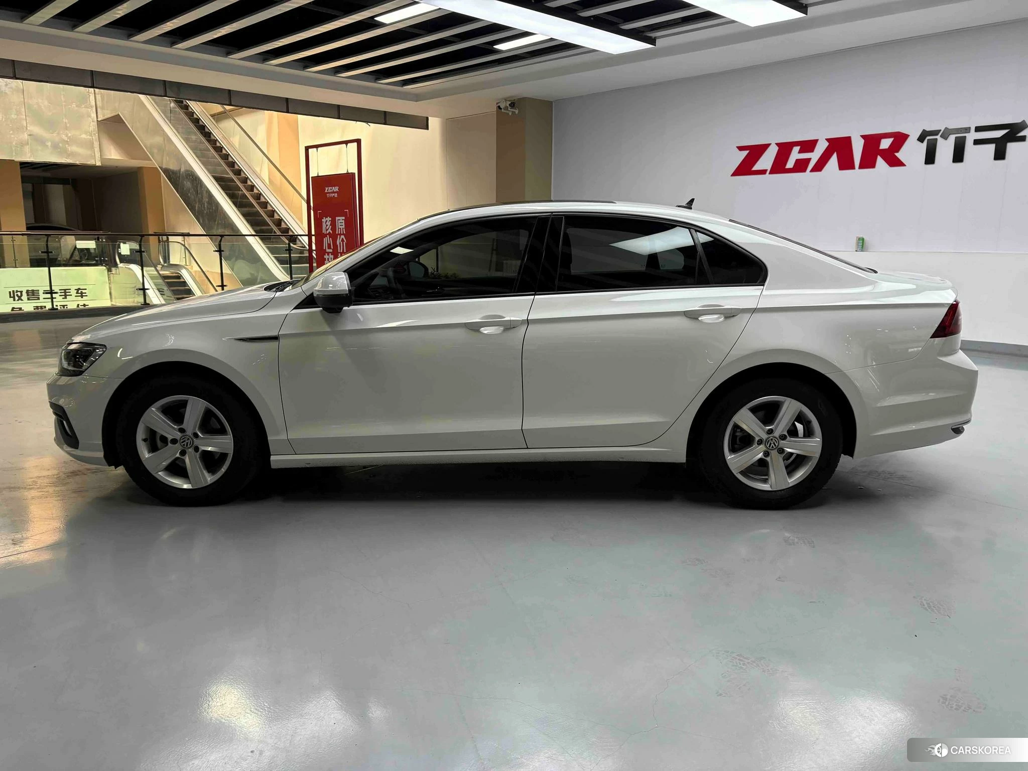 Volkswagen Lingdu 2020 Белый из Китая