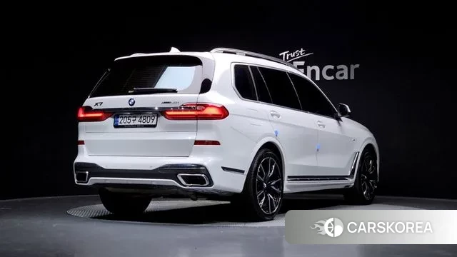 BMW X7 (G07) 2022 Белый из Кореи