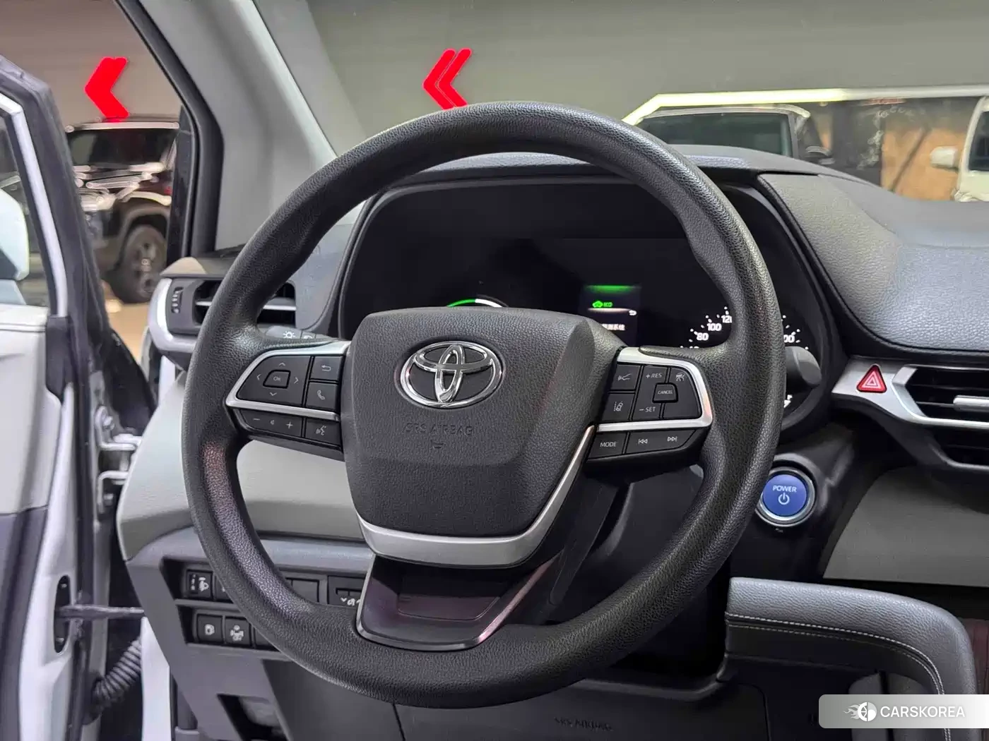 Toyota Grevia 2024 Белый из Китая