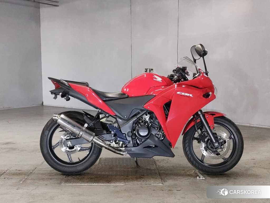 Проданный Honda CBR250R 2013 из Японии