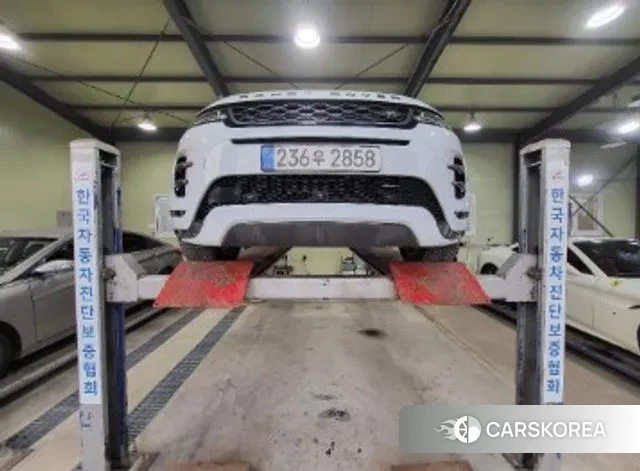 Land Rover Range Rover Evoque 2nd Generation 2022 Белый из Кореи