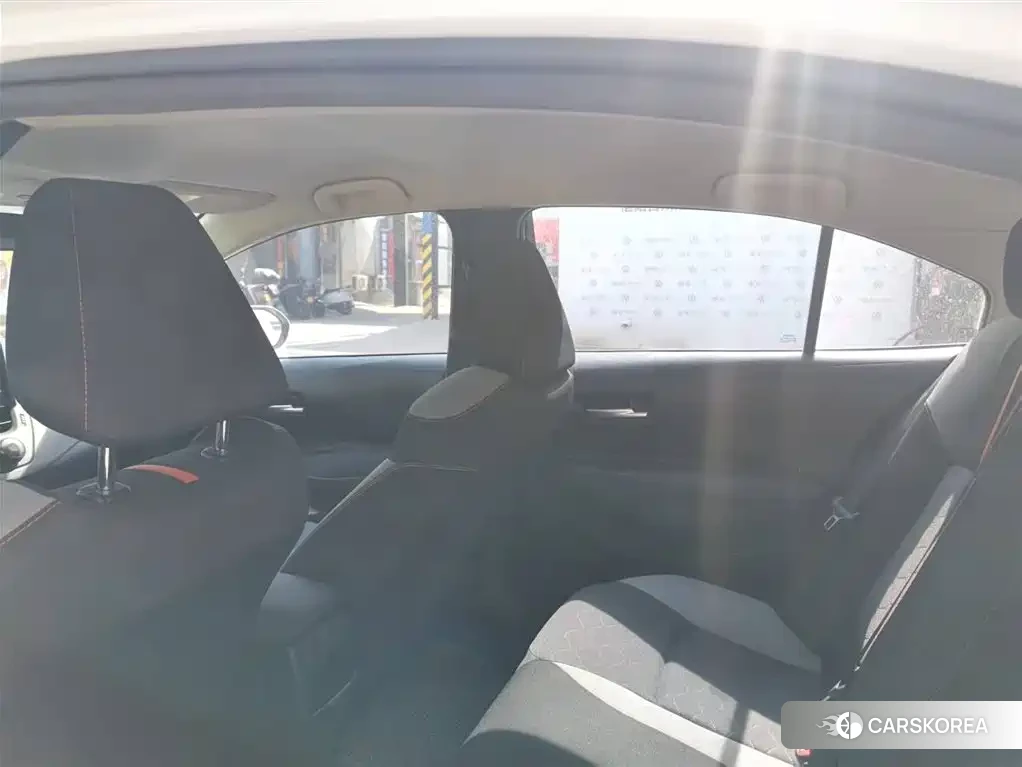 Toyota Corolla 2023 Белый из Китая