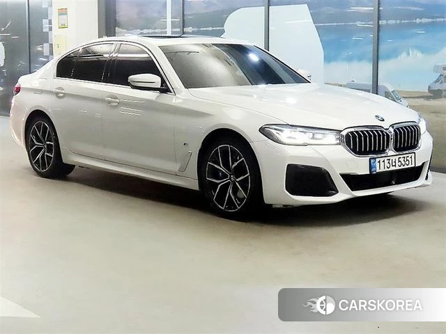 BMW 5 Series (G30) 2021 Белый из Кореи