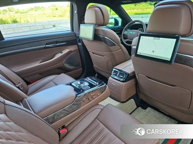 Genesis G90 2019 Черный из Кореи
