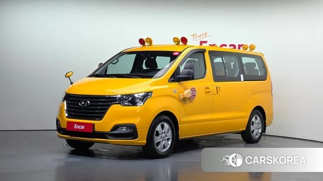 Hyundai The New Grand Starex 2019 Желтый из Кореи