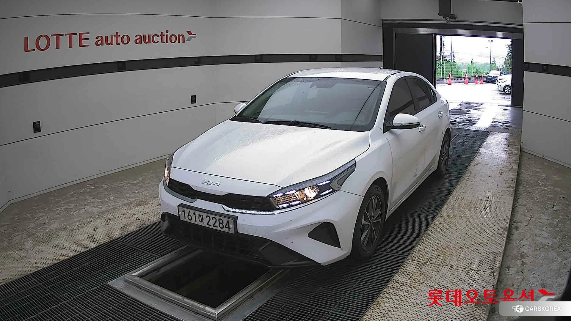 Kia K3 2022 Белый из Кореи