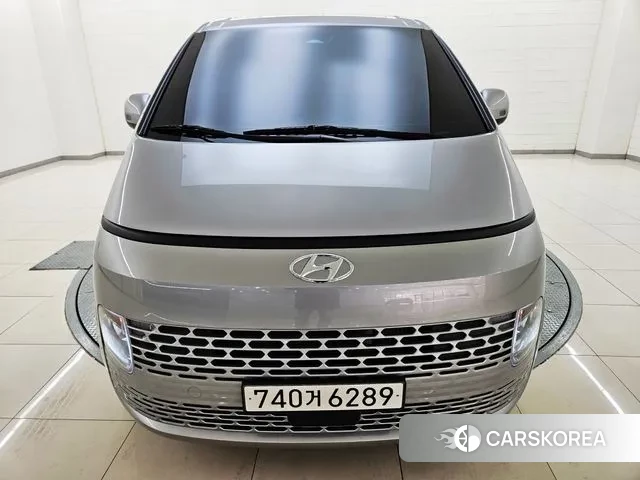 Hyundai Staria 2023 Серый из Кореи