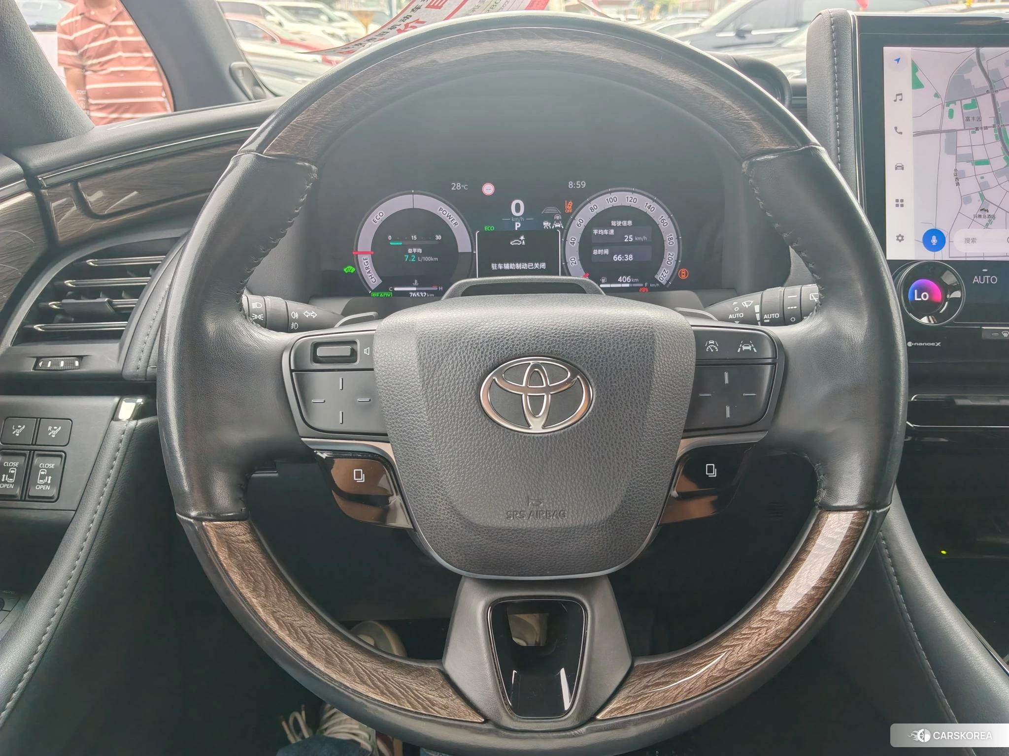 Toyota Elfa 2024 Черный из Китая