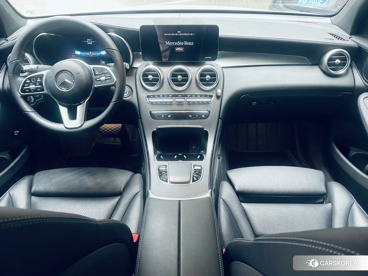 Mercedes-Benz GLC Coupe 2021 Белый из Китая