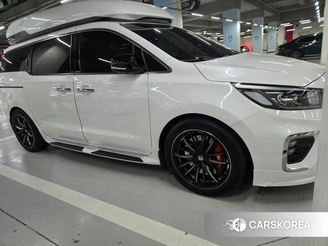 Kia The New Carnival 2018 Жемчужный цвет из Кореи